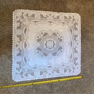 Vintage Lace Table Topper White Approx 32" Square
